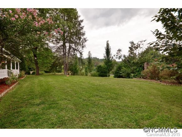 2701 N River Road - Photo 2