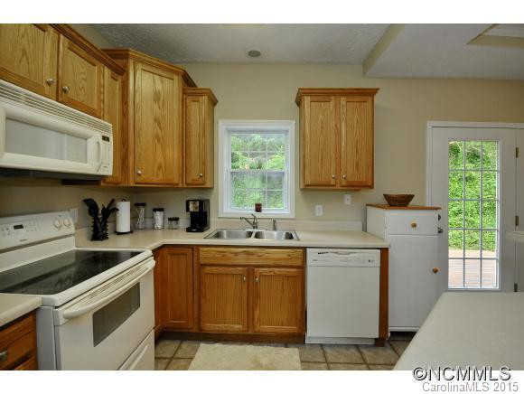 2701 N River Road - Photo 12