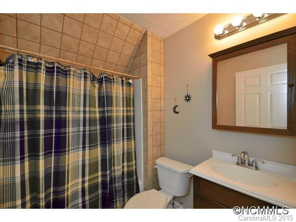 2701 N River Road - Photo 19