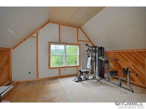 2701 N River Road - Photo 22