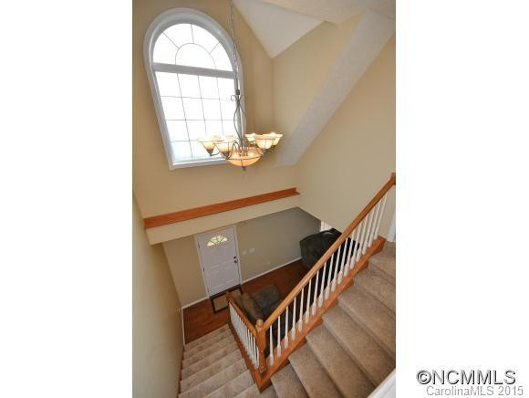 2701 N River Road - Photo 6