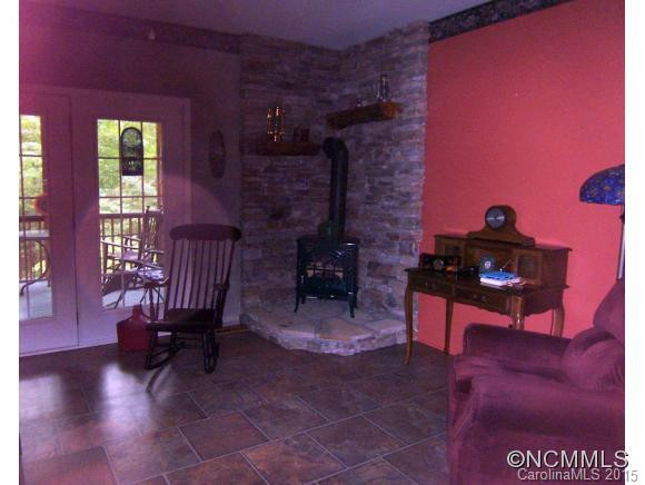 5 Mountain Laurel Lane - Photo 4