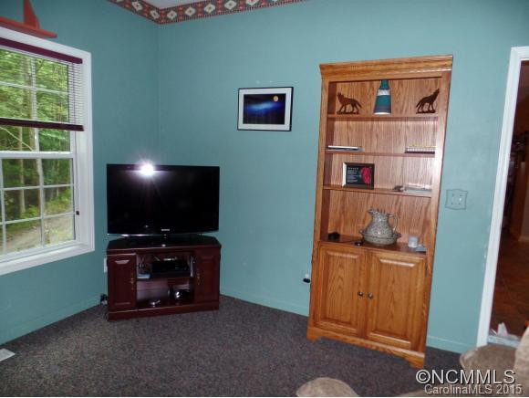 5 Mountain Laurel Lane - Photo 8