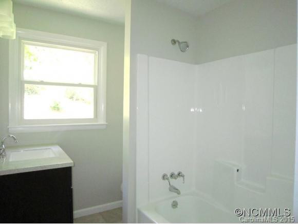 370 Bailey Road - Photo 10