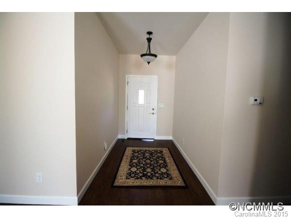439 Meadowview - Photo 2