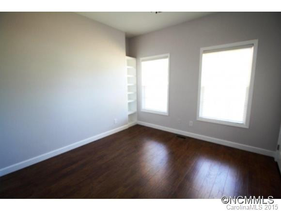 439 Meadowview - Photo 11