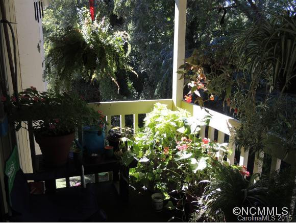 110 Heywood Road - Photo 11