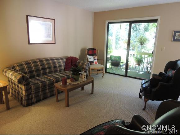 110 Heywood Road - Photo 3