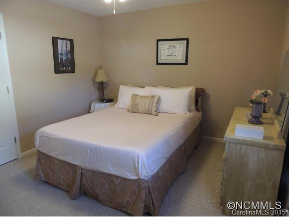 110 Heywood Road - Photo 7