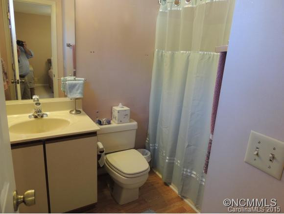 110 Heywood Road - Photo 8