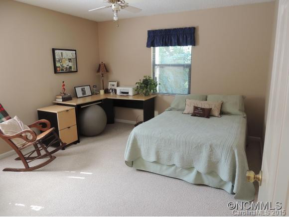 110 Heywood Road - Photo 9