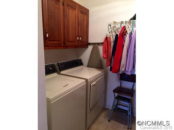 33 Southern Fairway Court #B1 - Photo 15