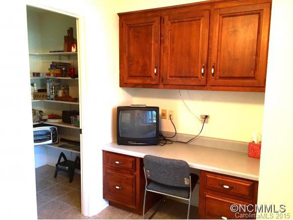 33 Southern Fairway Court #B1 - Photo 9