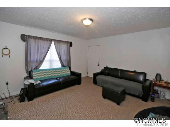 239-D Camelot Drive - Photo 3