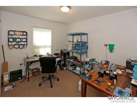239-D Camelot Drive - Photo 7