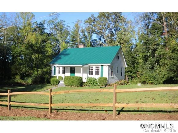 3015 Holly Hill Road