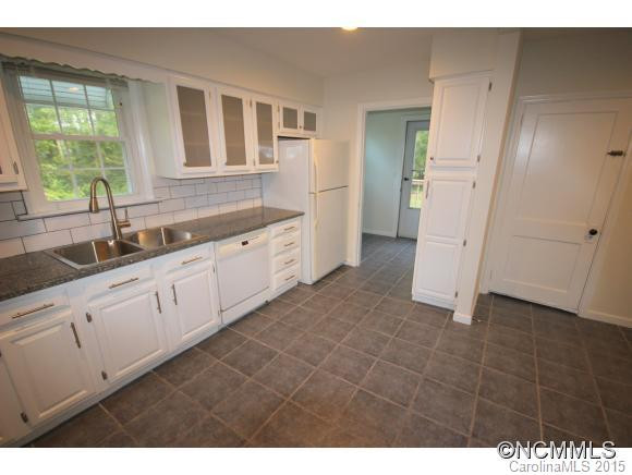 3015 Holly Hill Road - Photo 7