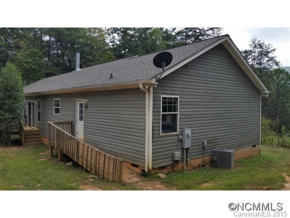 67 Carolyn Drive - Photo 2