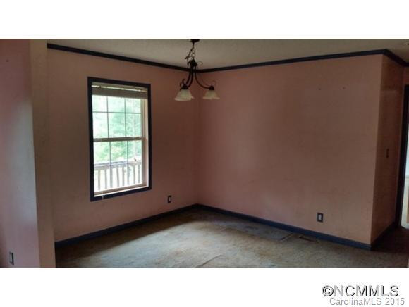67 Carolyn Drive - Photo 5