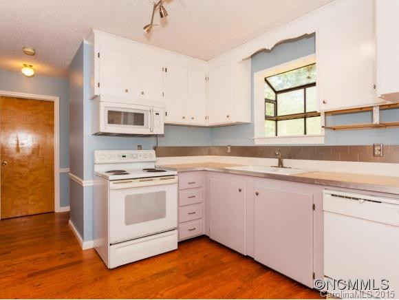58 Pittman Road - Photo 8