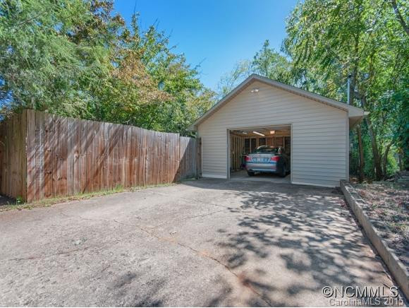 121 Hudson Street - Photo 18