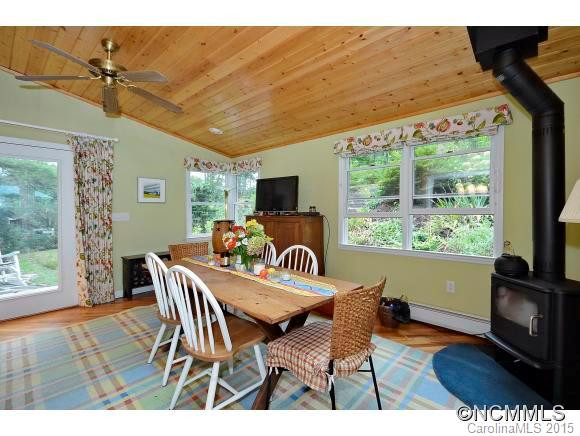 115 Ashley Circle - Photo 11