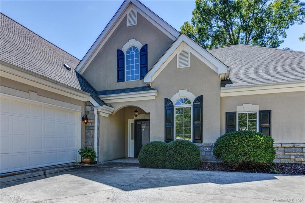 22 Tiverton Lane - Photo 3