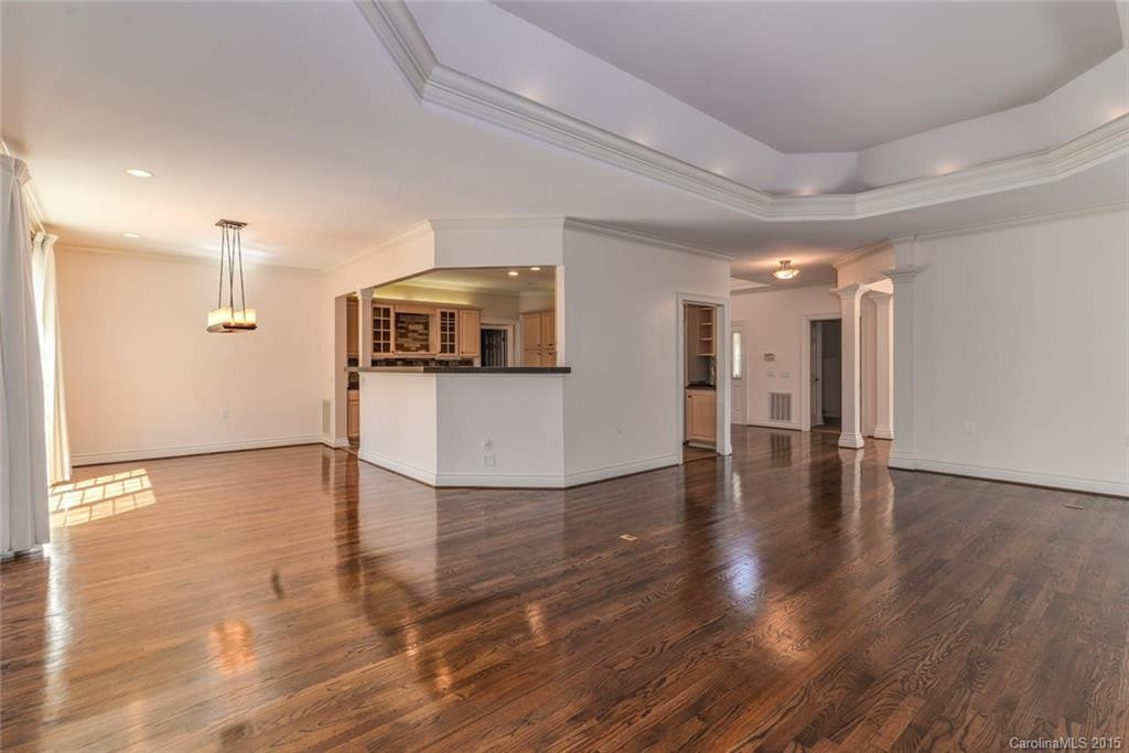 22 Tiverton Lane - Photo 10