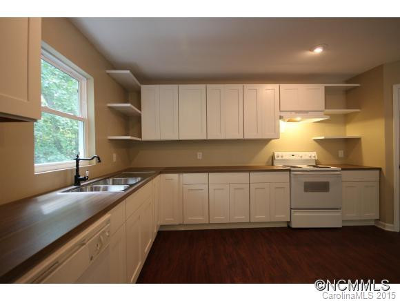 39 Oak Hill Road - Photo 2