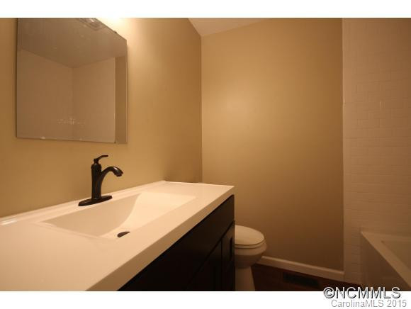 39 Oak Hill Road - Photo 5