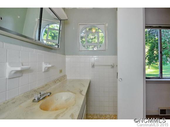 351 Lakeshore Drive - Photo 12