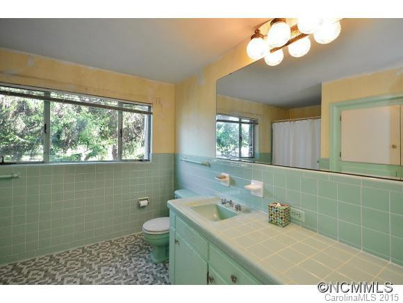 351 Lakeshore Drive - Photo 14