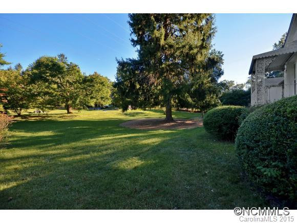 351 Lakeshore Drive - Photo 18