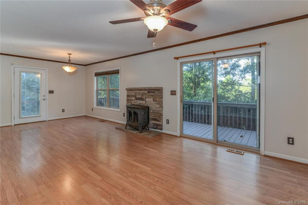 490 Reems Creek Road - Photo 4
