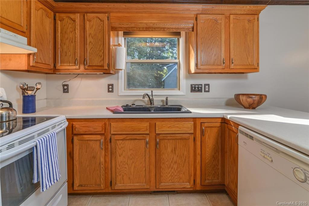 490 Reems Creek Road - Photo 10