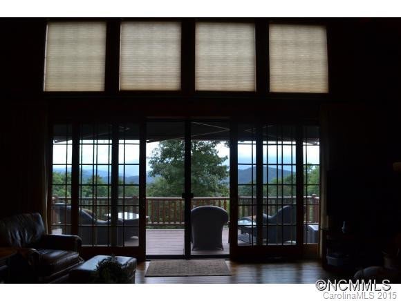 693 Skyline Drive - Photo 3