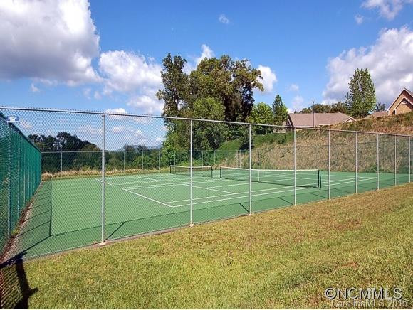2102 Hyde Park Drive - Photo 14