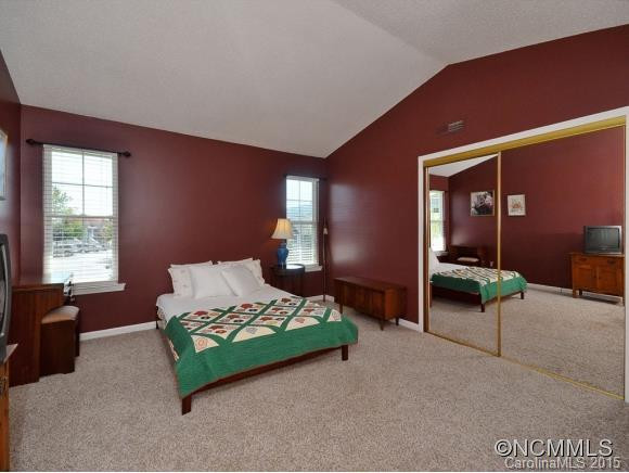 2102 Hyde Park Drive - Photo 9