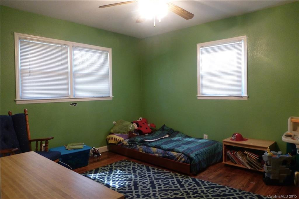 2699 N. Mills River Road - Photo 12