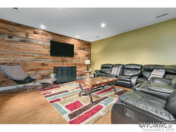 295 Whispering Wind Drive - Photo 13