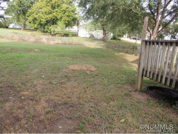 102 West Street - Photo 2