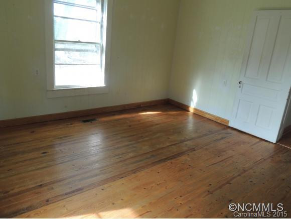 102 West Street - Photo 3