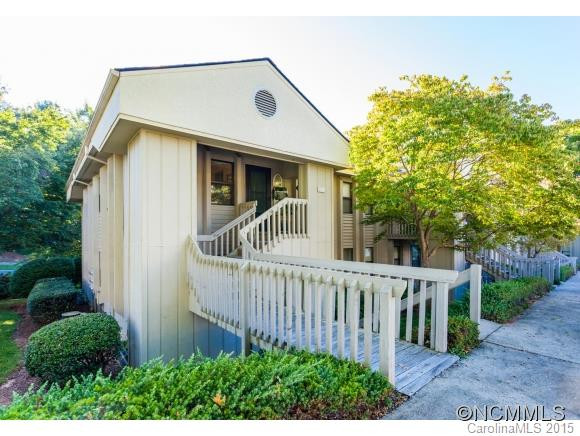 501 Abbey Circle - Photo 2