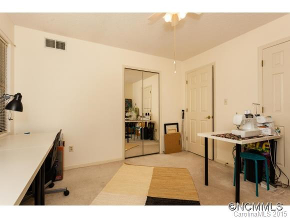 501 Abbey Circle - Photo 13