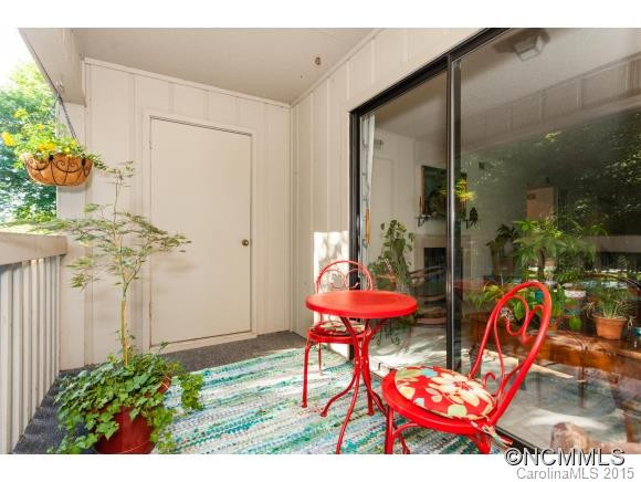 501 Abbey Circle - Photo 15
