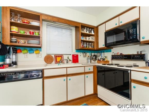 501 Abbey Circle - Photo 8