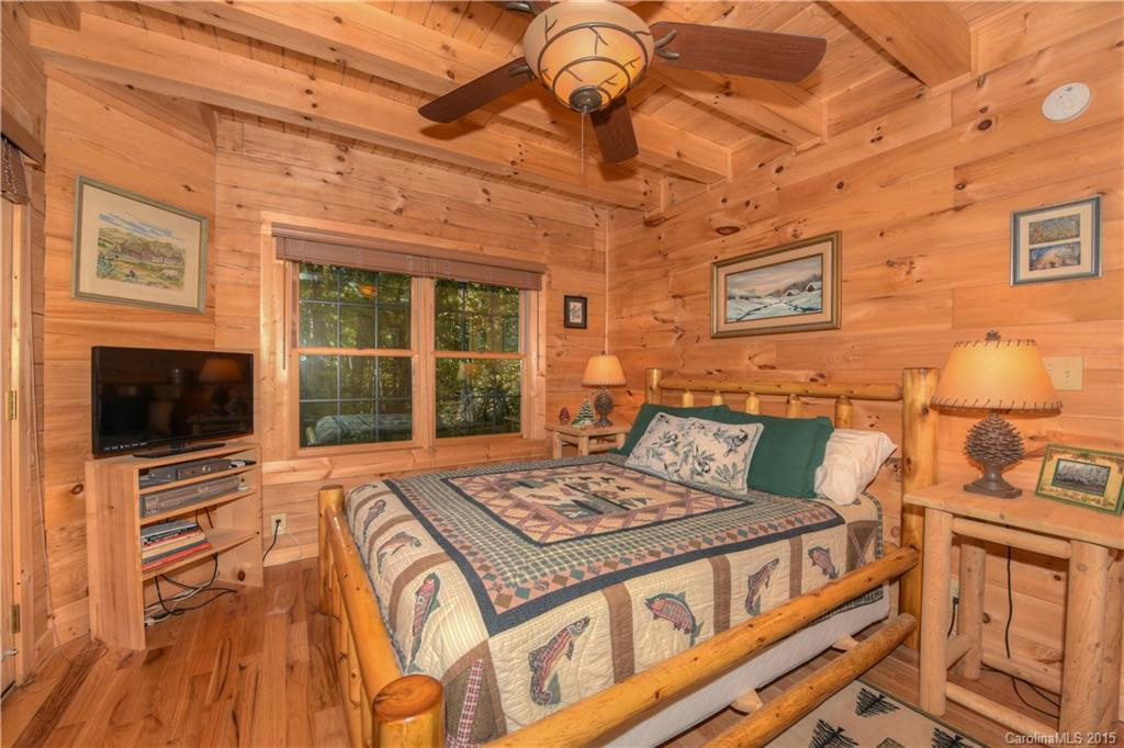 725 Forest Drive - Photo 15