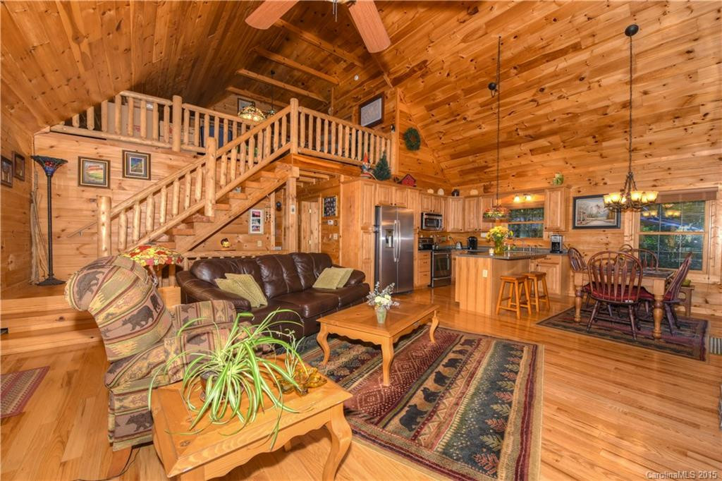 725 Forest Drive - Photo 4