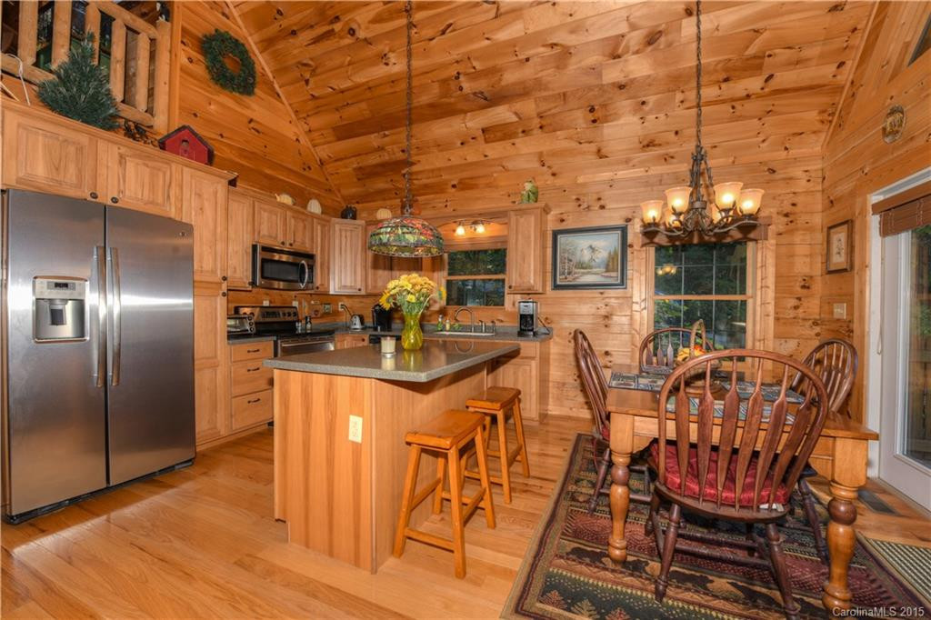 725 Forest Drive - Photo 6