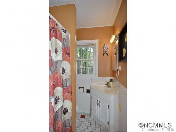 1115 Willow Road - Photo 11